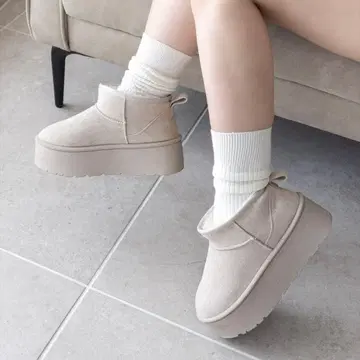 통굽 숏 어그 부츠 아이보리