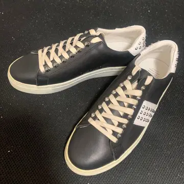 custom culture 스터드 장식 블랙 가죽 스니커즈