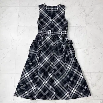 잉게보그 울 모노톤 체크 원피스 블랙 화이트 사이즈 4