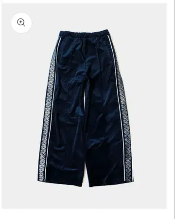 Camphor Wood 트랙 팬츠 L 사이즈