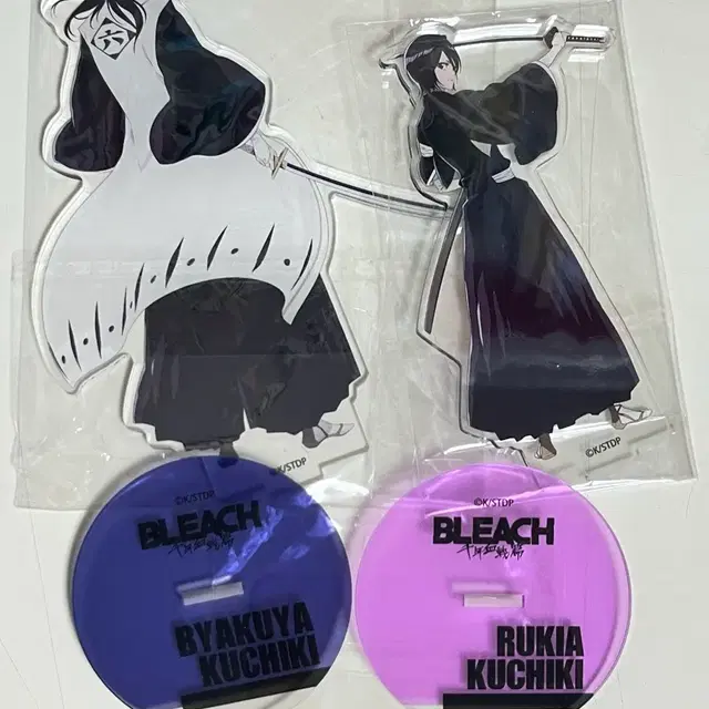 일괄) 블리치 아크릴 스탠드 쿠치키 뱌쿠야 루키아 천년혈전