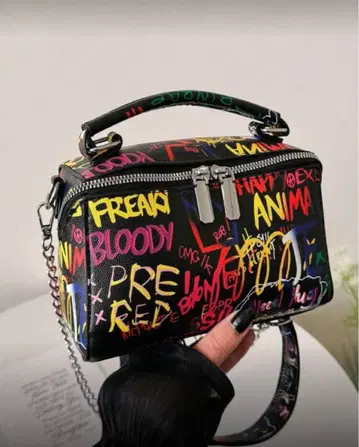 인기 페인트 디자인 숄더백 미니백 블랙 베이스 멀티 컬러