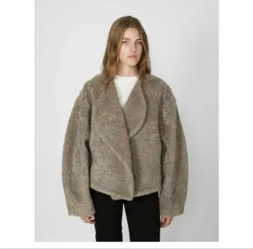 초레어 새상품급 TOTEME 토템 보아 자켓 코트