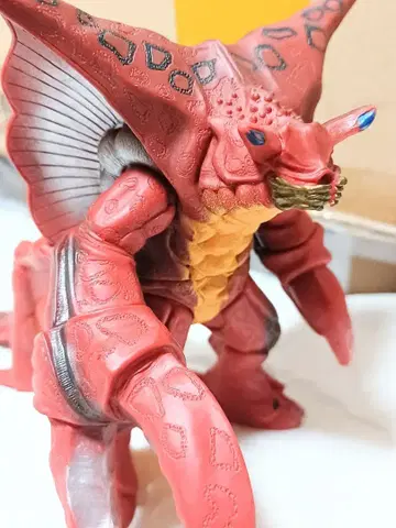 구 800 시리즈 레이큐바스 18cm 울트라맨 소프트 비닐 울트라 괴수