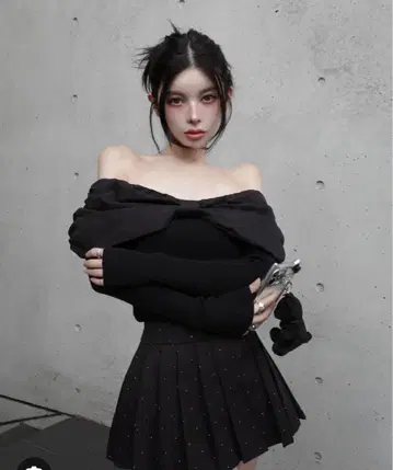 오프숄더 리본 니트탑 darich