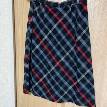 [ 새상품급 ] DAKS 잉글랜드 64 91 울 100% 스커트