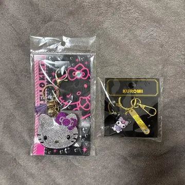 산리오 헬로키티 쿠로미 반짝반짝 키링 세트