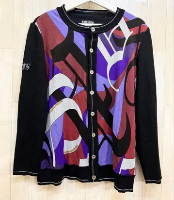 VALENZA SPORTS 크루넥 가디건 올 패턴 울 얇은 소재