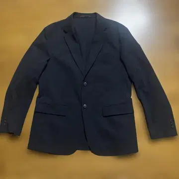 유니클로 감동 자켓/라이트 스트레치 테일러드 자켓 네이비 L