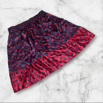 작은 사이즈 [마크제이콥스] (XS) 미니 스커트 플레어 올 패턴