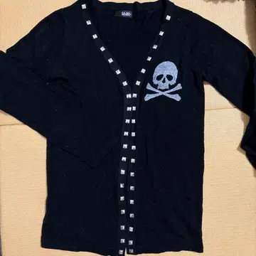 GLAD NEWS 블랙 스컬 가디건 R 사이즈