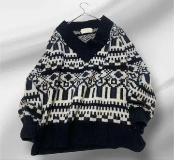 빅 사이즈! untitled 모노톤 기하학 패턴 V넥 니트 44