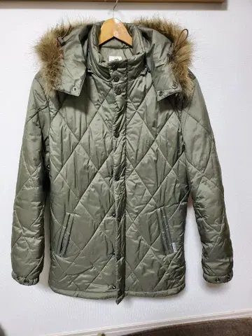 캘빈클라인 CALVIN KLEIN 퀼팅 자켓 M 사이즈