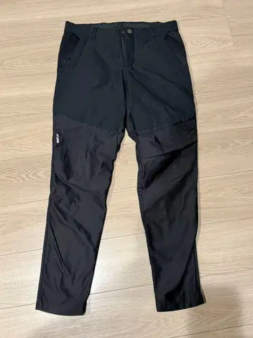 데상트 골프 다운 팬츠 L 사이즈