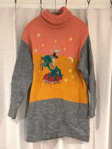 구제 의류 자수 디자인 터틀넥 스웨터 원피스