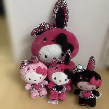 헬로키티 봉제 인형 세트