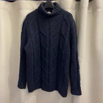 이탈리아제 H953 아카 노베친퀘트레 터틀넥 니트 스웨터