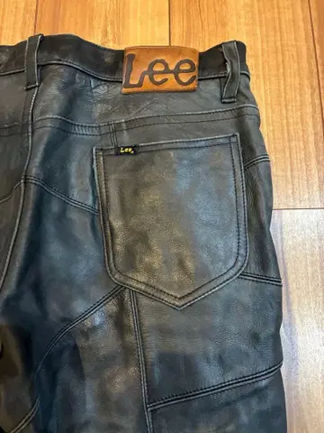Lee 블랙 가죽 팬츠 패치워크