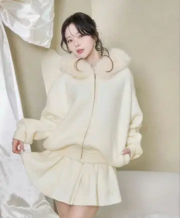 Darich 럭키 백 2026 스커트 후드티 셋업