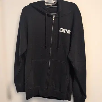 JERSEY BOYS 후드 부착 집업 블랙