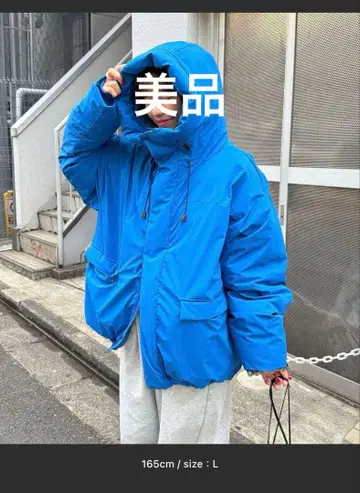 파란색 오버사이즈 다운 자켓 L 사이즈