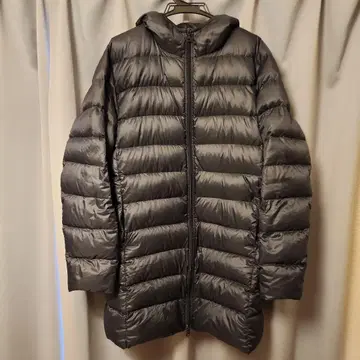 절판품 유니클로 네이비 후드 부착 울트라 라이트 롱 다운 코트