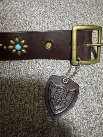 컨디션 최상 HTC 터콰이즈 플라워 스터드 벨트 34