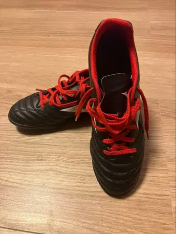 MONARCIDA NEO 축구화