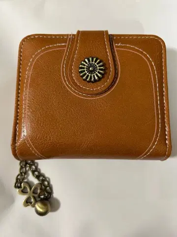 브라운 플랩 접이식 지갑