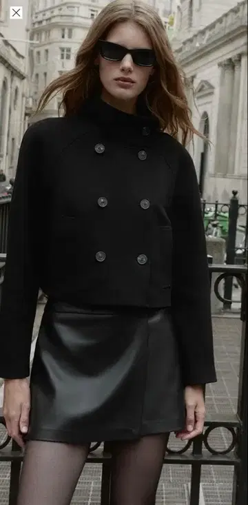 이번 시즌 인조 가죽 스코트 숏팬츠