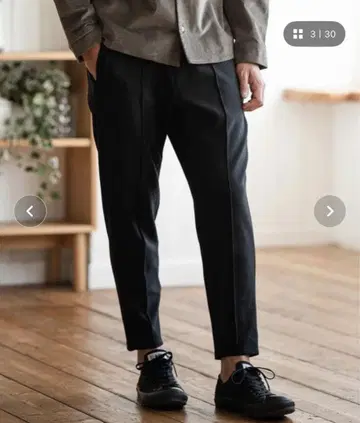 Magine 테이퍼드 슬랙스 44 블랙 S 사이즈