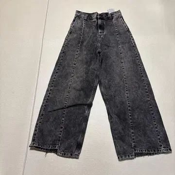 다크 그레이 와이드 레그 데님 팬츠