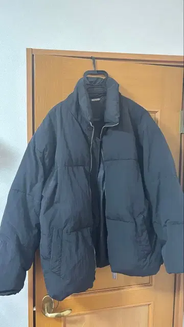 ADRER 블랙 다운 자켓 2324AW