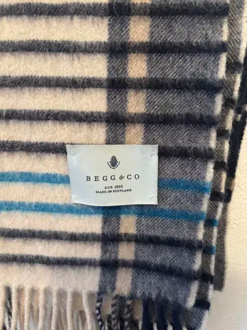 Begg & Co 울 체크 스톨