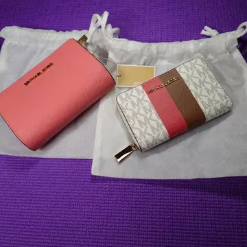 MICHAEL KORS 이단 접이식 지갑 & 코인 케이스