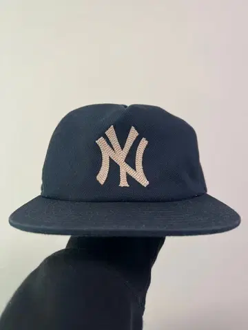 먼데이삭 캡 양키스 네이비