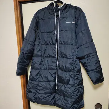 뉴발란스 후드 부착 롱 다운 자켓