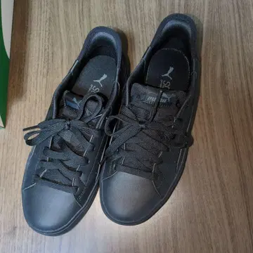 PUMA 블랙 스니커즈 합성 피혁 23.5cm