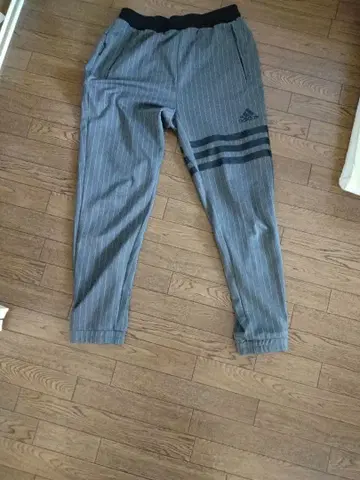 adidas 스트라이프 캐주얼 팬츠 그레이