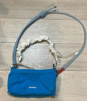 topologie 파랑 사코슈