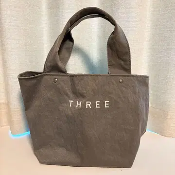 THREE 로고 그레이 토트백