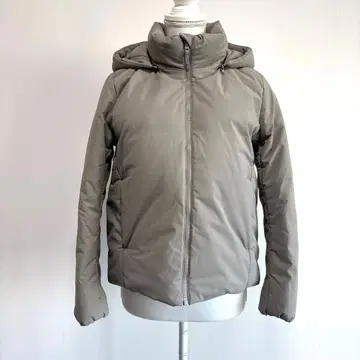 유니클로 다운 자켓