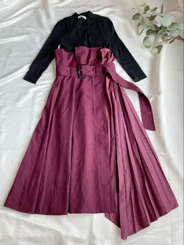 SNIDEL 이소재 절개 플리츠 롱 원피스 벨트 포함 사이즈 1