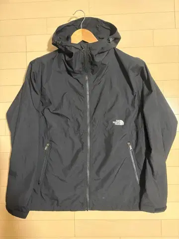 The North Face 블랙 컴팩트 자켓