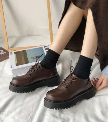 브라운 레이스업 슈즈