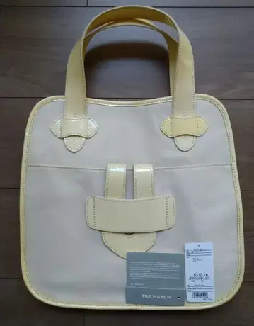 택 포함 티라 마르치 TILA MARCH 크림색 토트백
