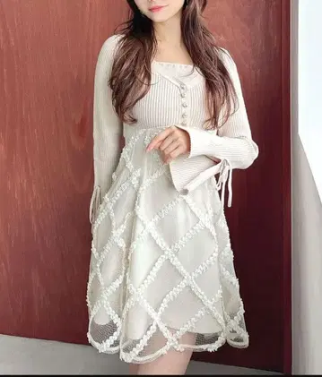 도킹 니트 플레어 원피스