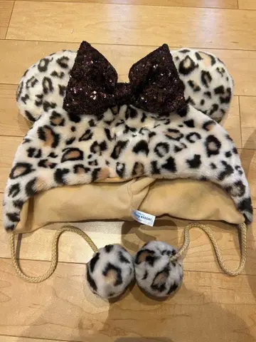 레오파드 무늬 리본 포함 팬캡