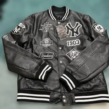 Yankees 가죽 바시티 자켓 블랙 사이즈 100 새상품