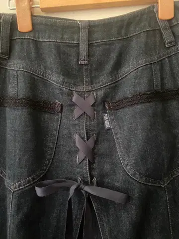 PINKHOUSE 네이비 컬러 데님 스커트 리본 레이스 부착 새상품급